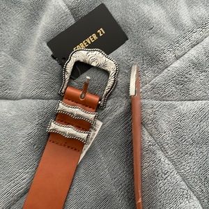 Tan western belt Forever 21 size XS/S, tags still on.